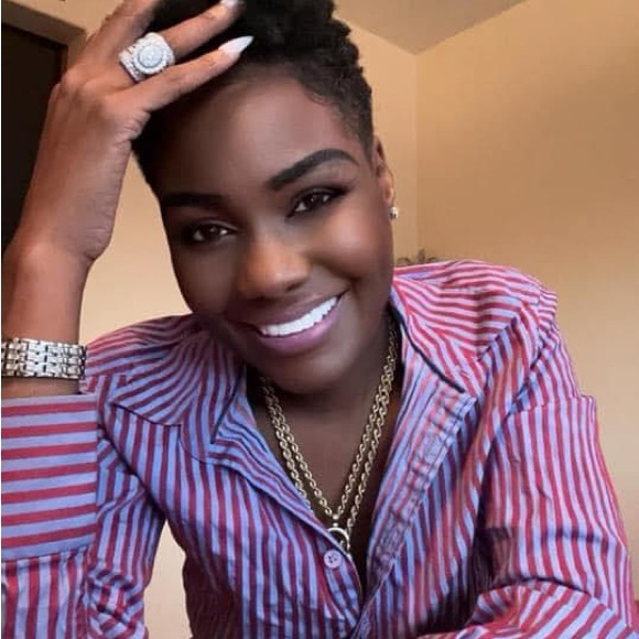 Meet your Posher, Keini - Picture 5 of 5